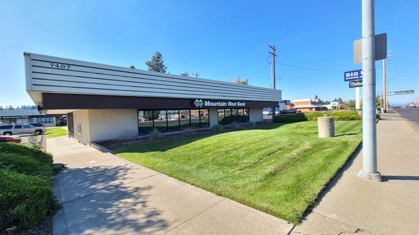 Ironwood Center: 7407 N Division St, Spokane, WA 99208